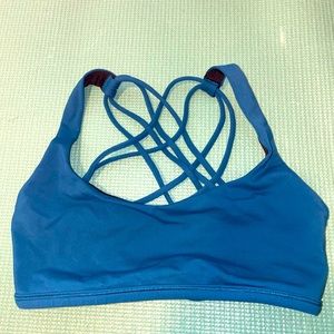 Lululemon sports bra size small - petite size 2
